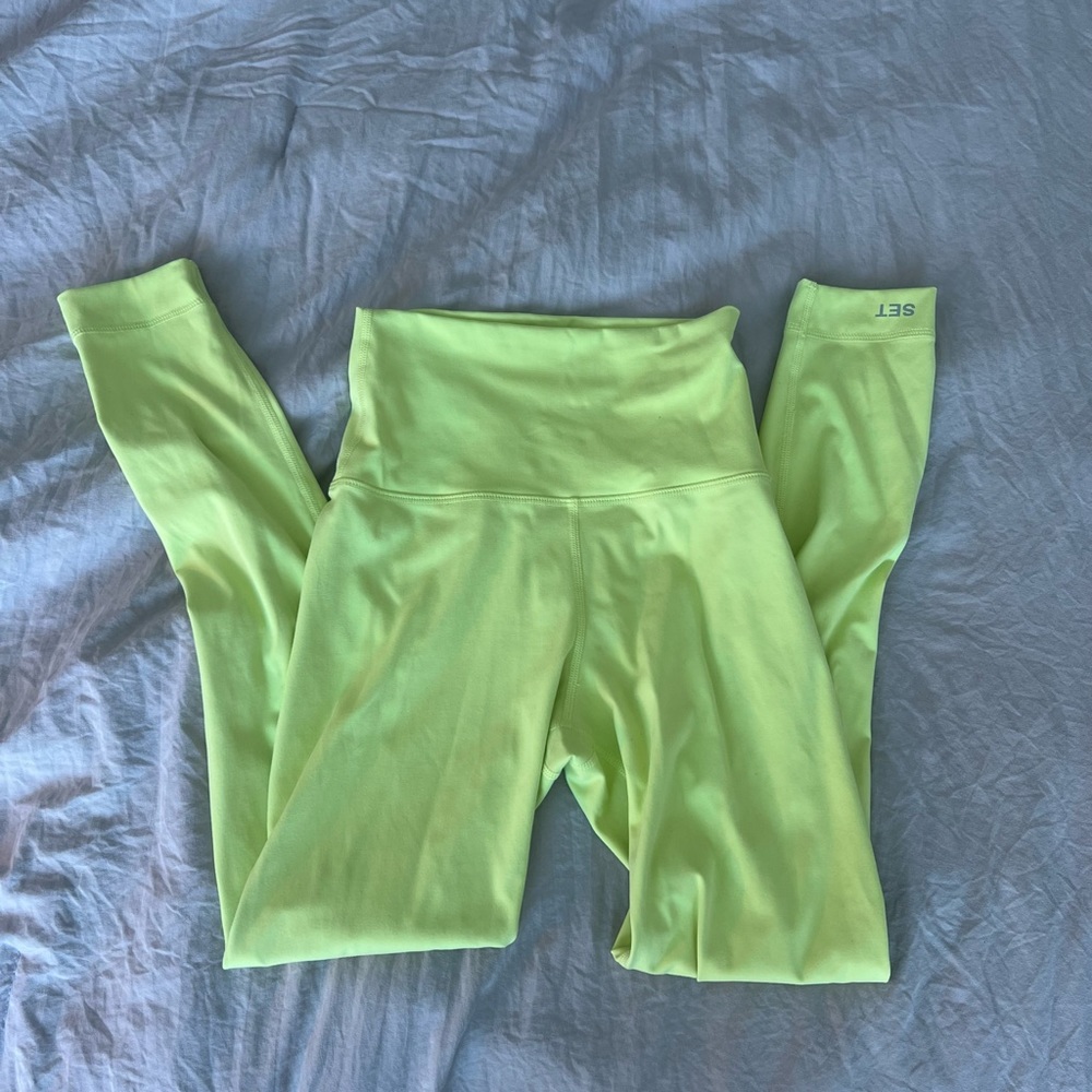 Set Active Sportbody leggings - color: highlighter - XS Never Worn
